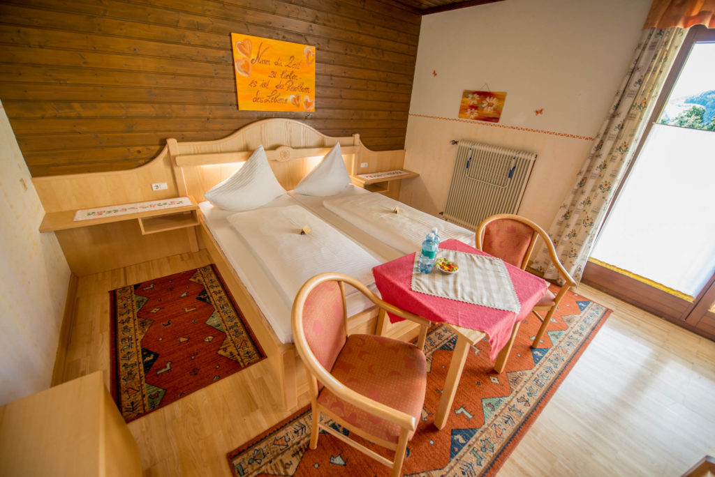 Double room with a balcony at Berghotel Presslauer
