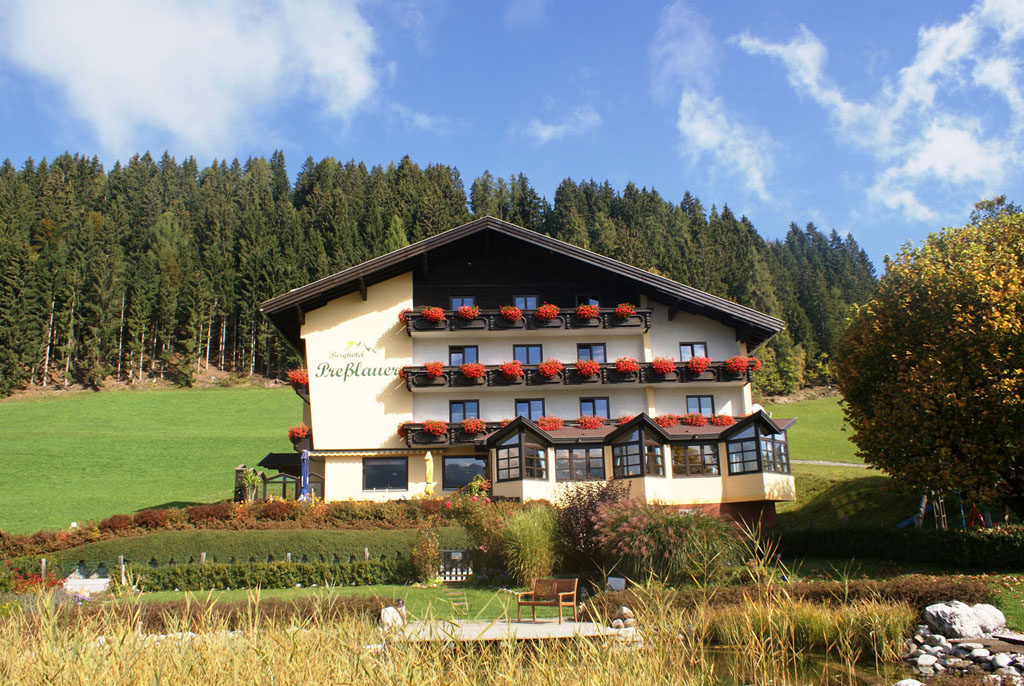 Berghotel Presslauer in summer with meadow and forest